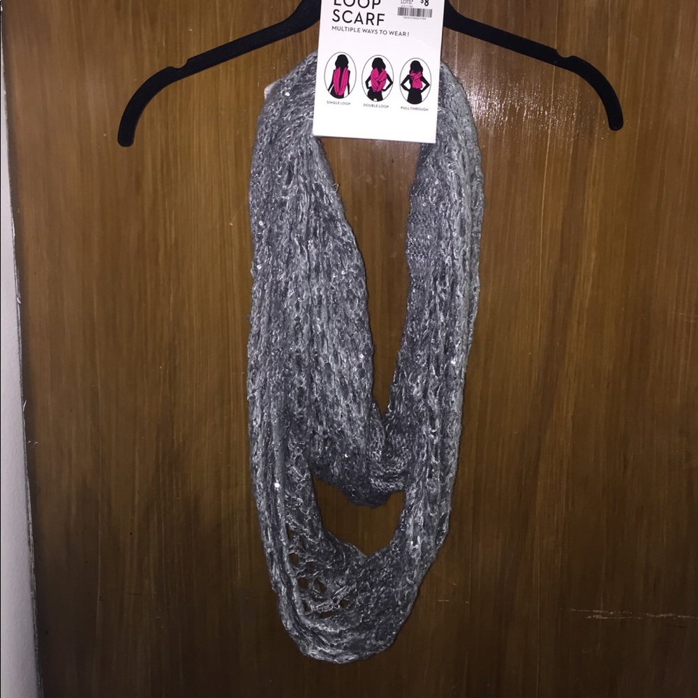 Gray loop scarf