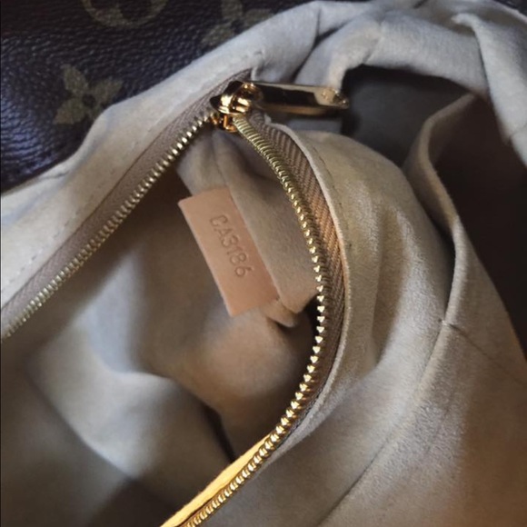 ❤️❤️SOLD❤️❤️ Louis Vuitton Artsy Mm Python RARE! - Picture 4 of 7