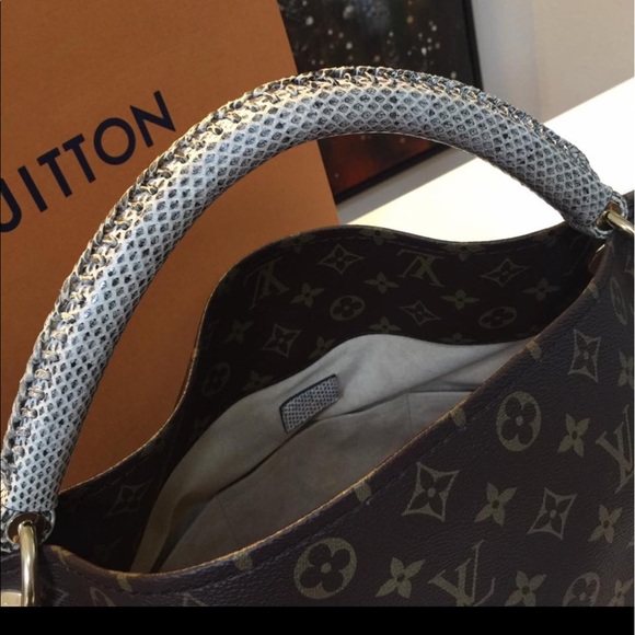 ❤️❤️SOLD❤️❤️ Louis Vuitton Artsy Mm Python RARE! - Picture 5 of 7