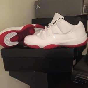 Air Jordan low 11s