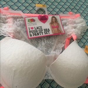 Snow white lace push-up&panty set