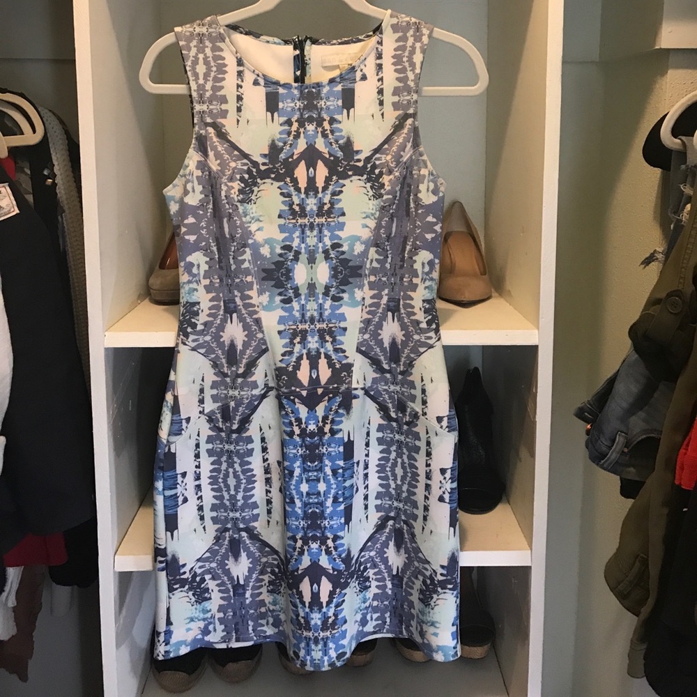 San & Soni dress