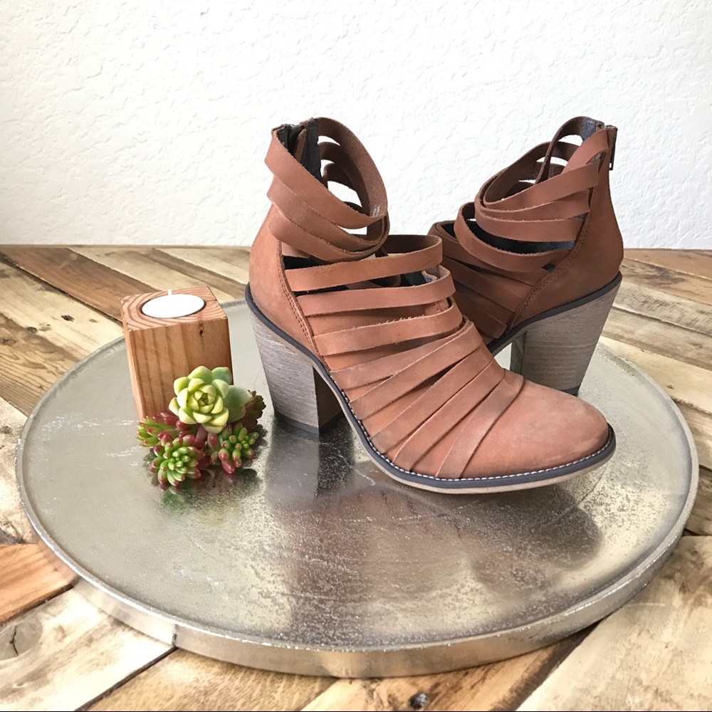 🌼Free People🌼 Hybrid Heel boots!  🆕
