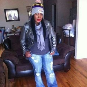 Meet your Posher, Kim