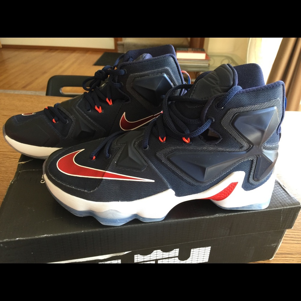 Nike Lebron XIII