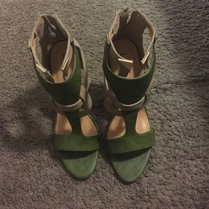 L&K open toe heels