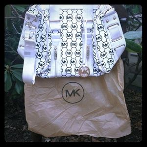 Brand New Micheal Kors Purse