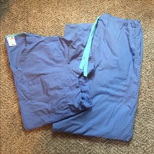 Surgical scrubs