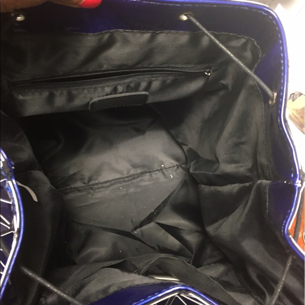 Stylish Back Pack - Picture 4 of 4