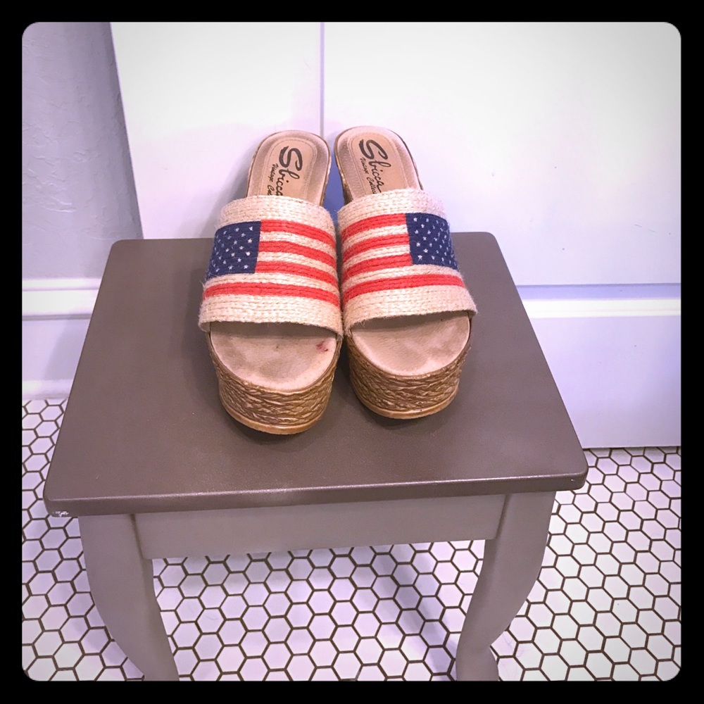Sbicca woven American flag platforms