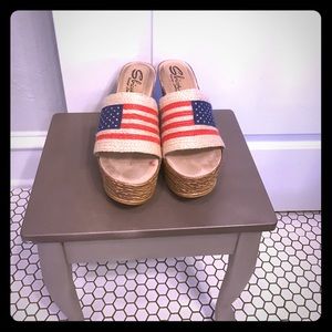 Sbicca woven American flag platforms