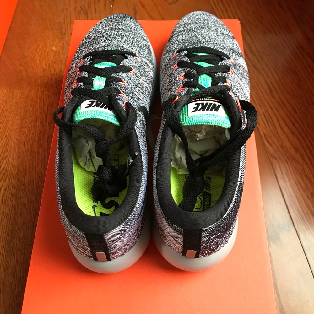 NIKE LUNAREPIC LOW FLYKNIT - Picture 3 of 7