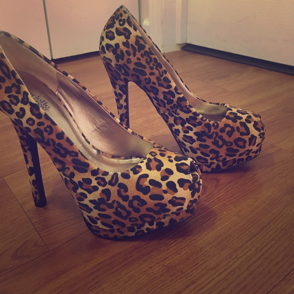 Cheetah heels