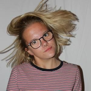 Meet your Posher, Laurel