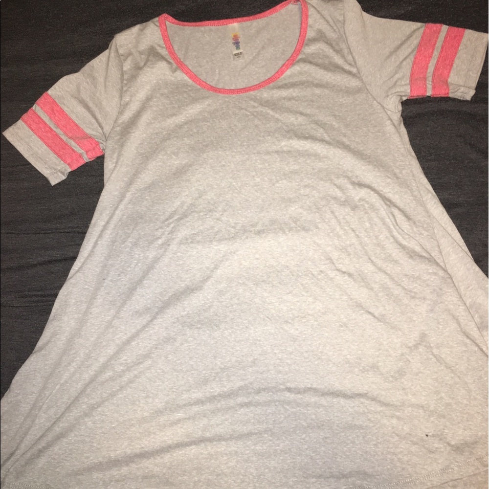 LulaRoe Perfect T