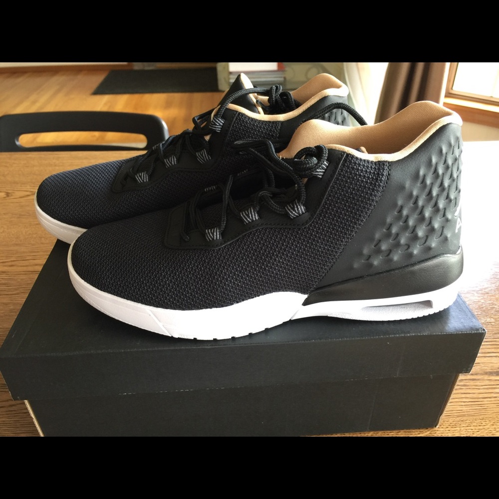 Nike Jordan Academy