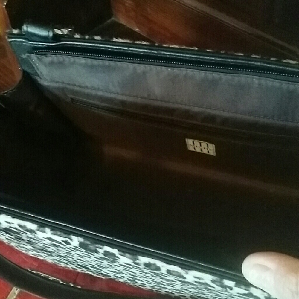 Miche' handbag w/ 4 outer shells