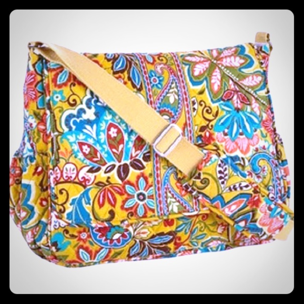 Vera Bradley Provencal Messenger Diaper Bag W/ Pad