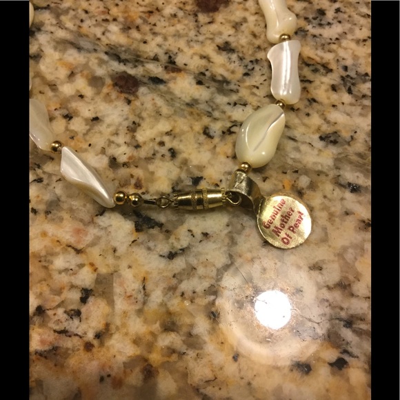 Motherly Love - Picture 4 of 5