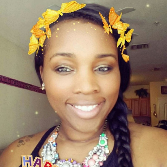 Meet your Posher, Chaunte - Picture 4 of 5