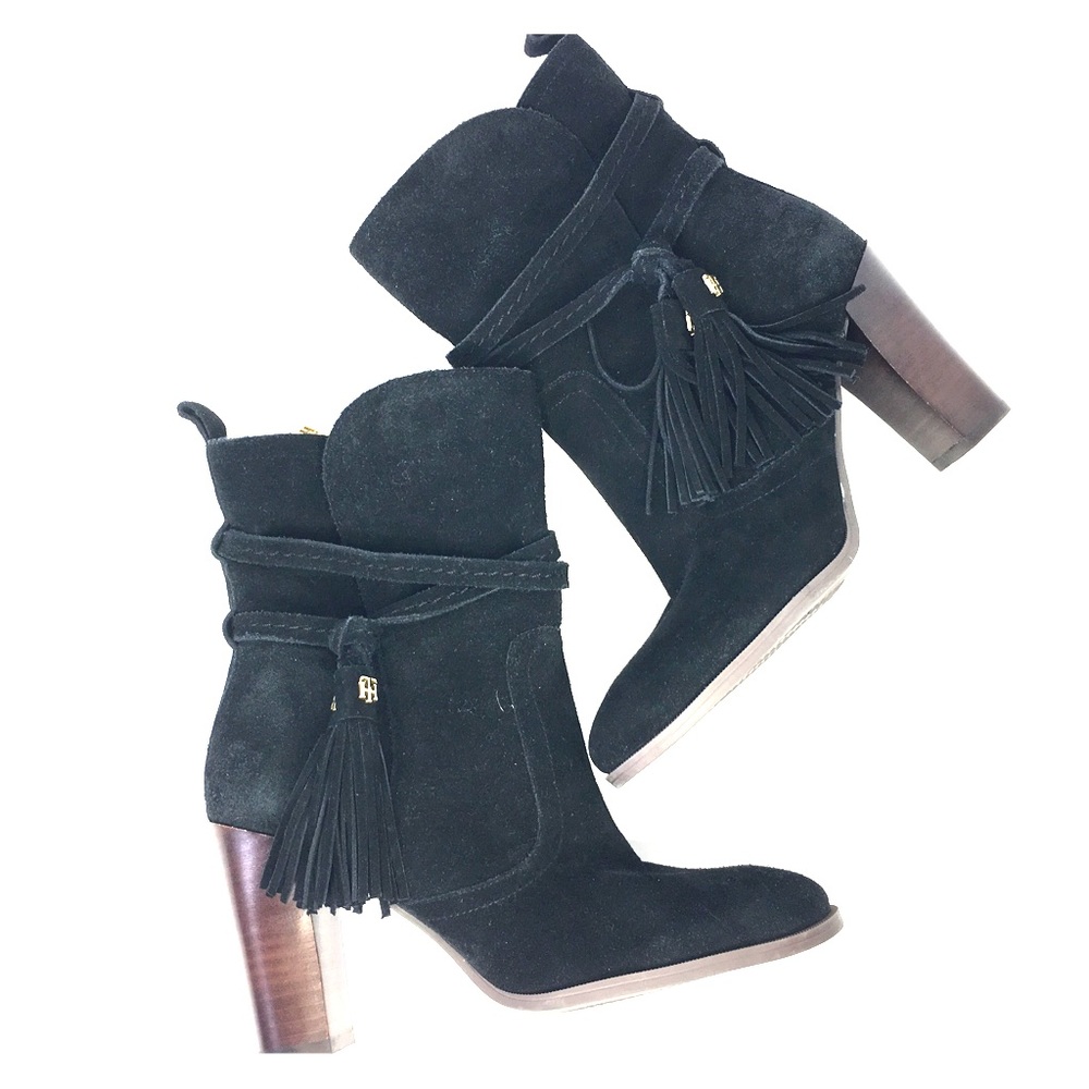 TOMMY HILFIGER black heeled boots