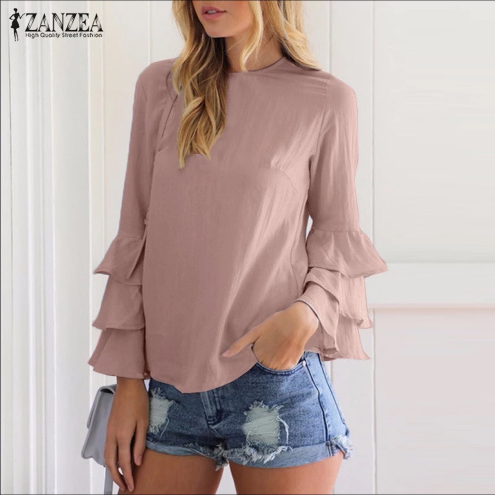 NWT RUFFLE BLOUSE