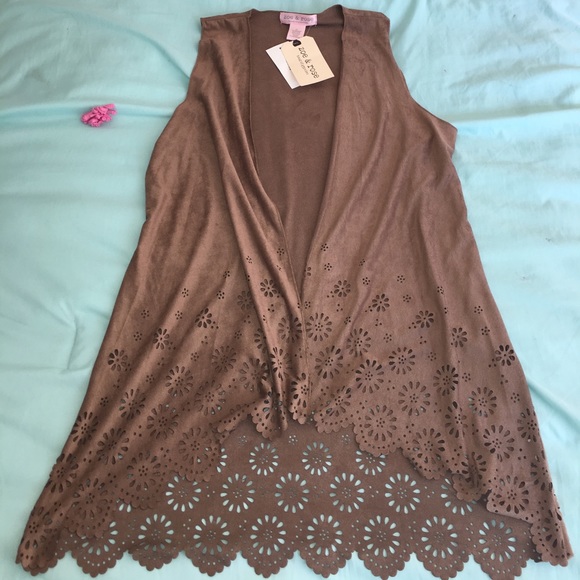 🎉HOST PICK🎉 Girls summer vest - Picture 2 of 6