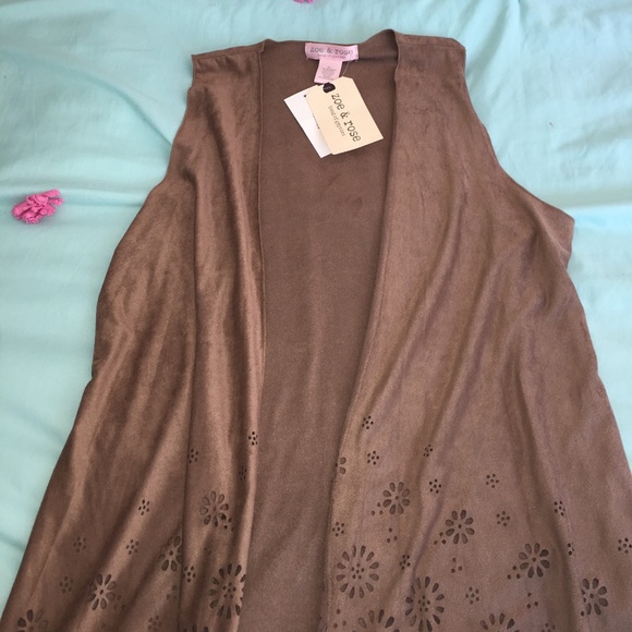 🎉HOST PICK🎉 Girls summer vest - Picture 3 of 6