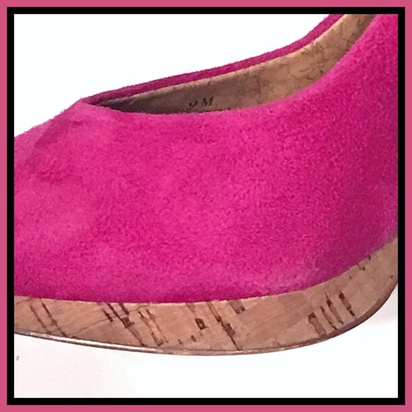 🎉🎉HP 5/30/17🎉🎉CHARLES DAVID 💝 Pink Suede 9 - Picture 6 of 8