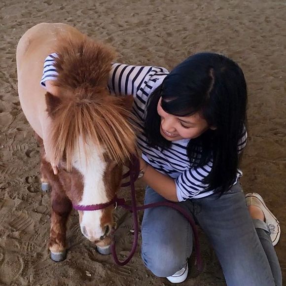 Meet your Posher, Christina - Picture 1 of 1