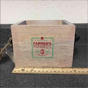 Farmers market crate box adorable!