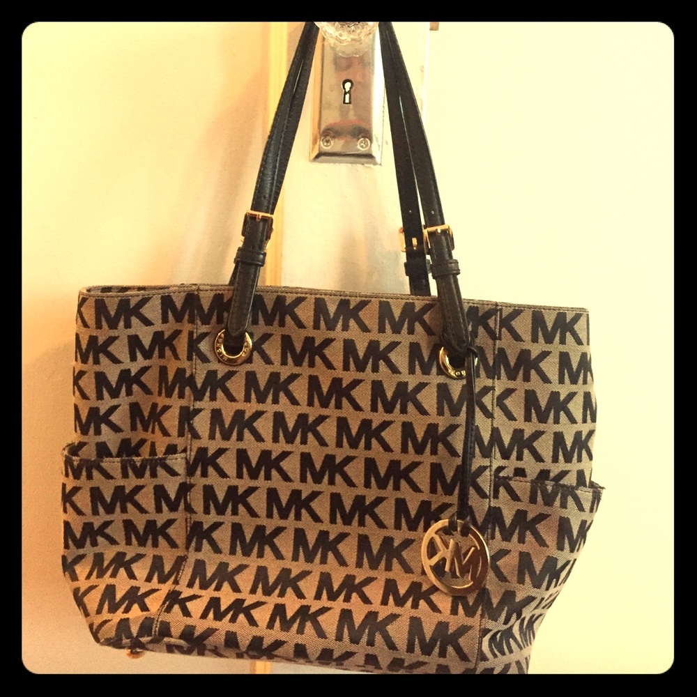 Michael Kors bag