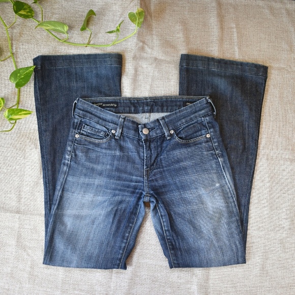 Citizens of Humanity Faye Stretch Low Waist Denim - Picture 2 of 5