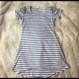 Black and white t shirt dress
