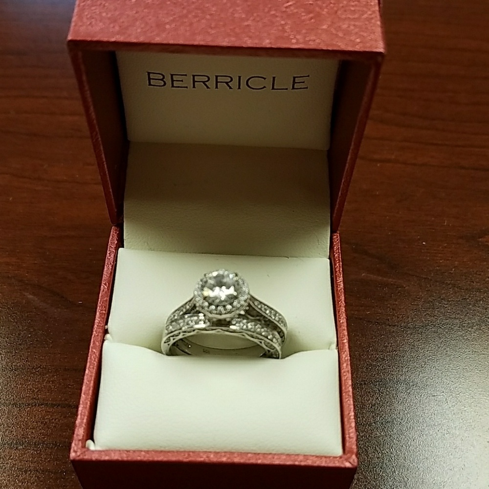 Sterling silver cubic zirconia wedding rings