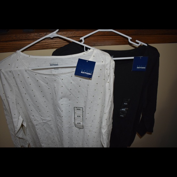 Basic Editions pullover tops NWT - Picture 2 of 3