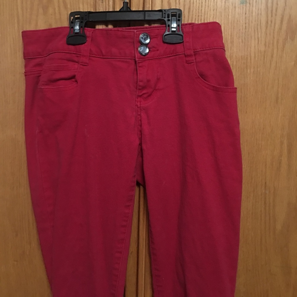 Red Bongo Skinny Jeans. Size 7