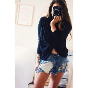 Black slouchy ultrasoft long sleeve