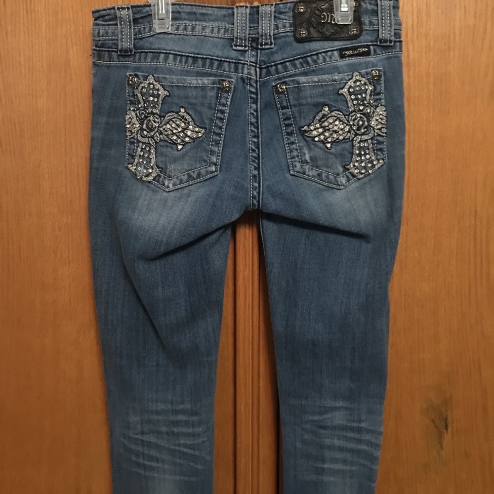 Miss Me Skinnies. Size 28 BROKEN ZIPPER