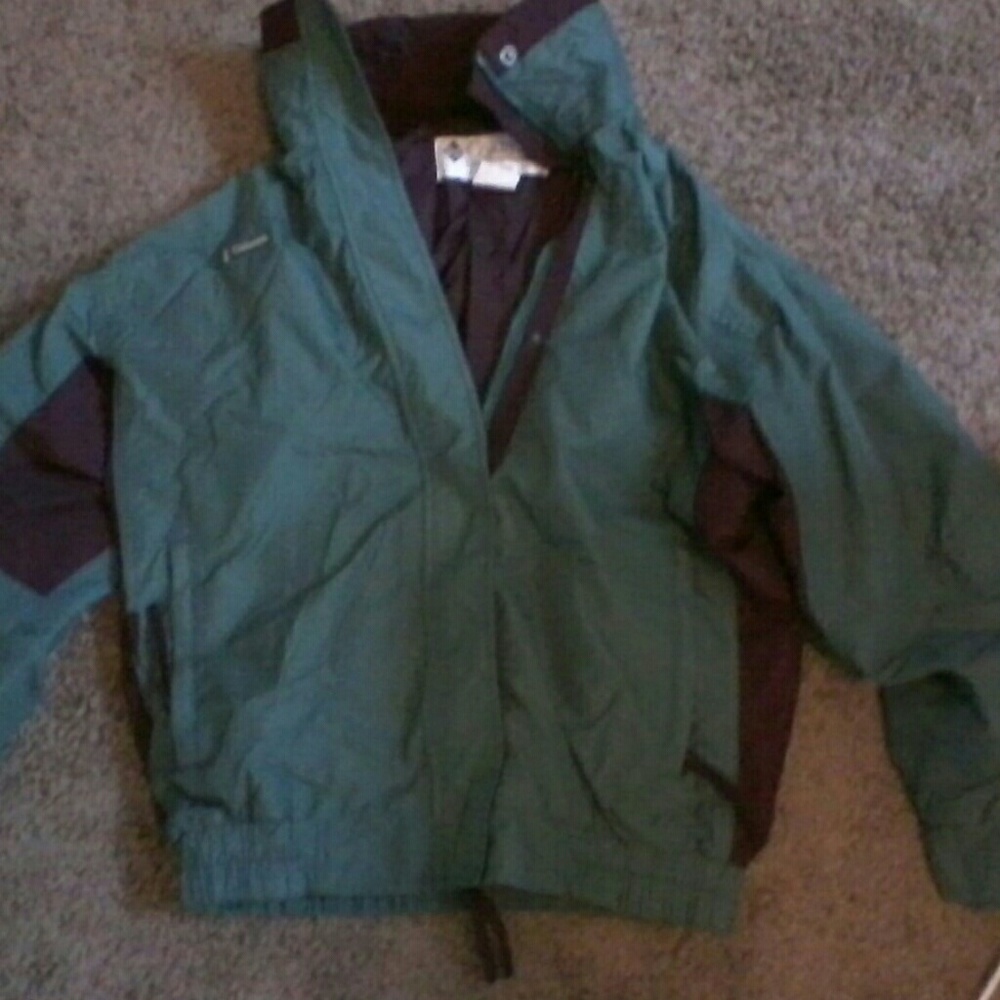 Columbia wind breaker jacket