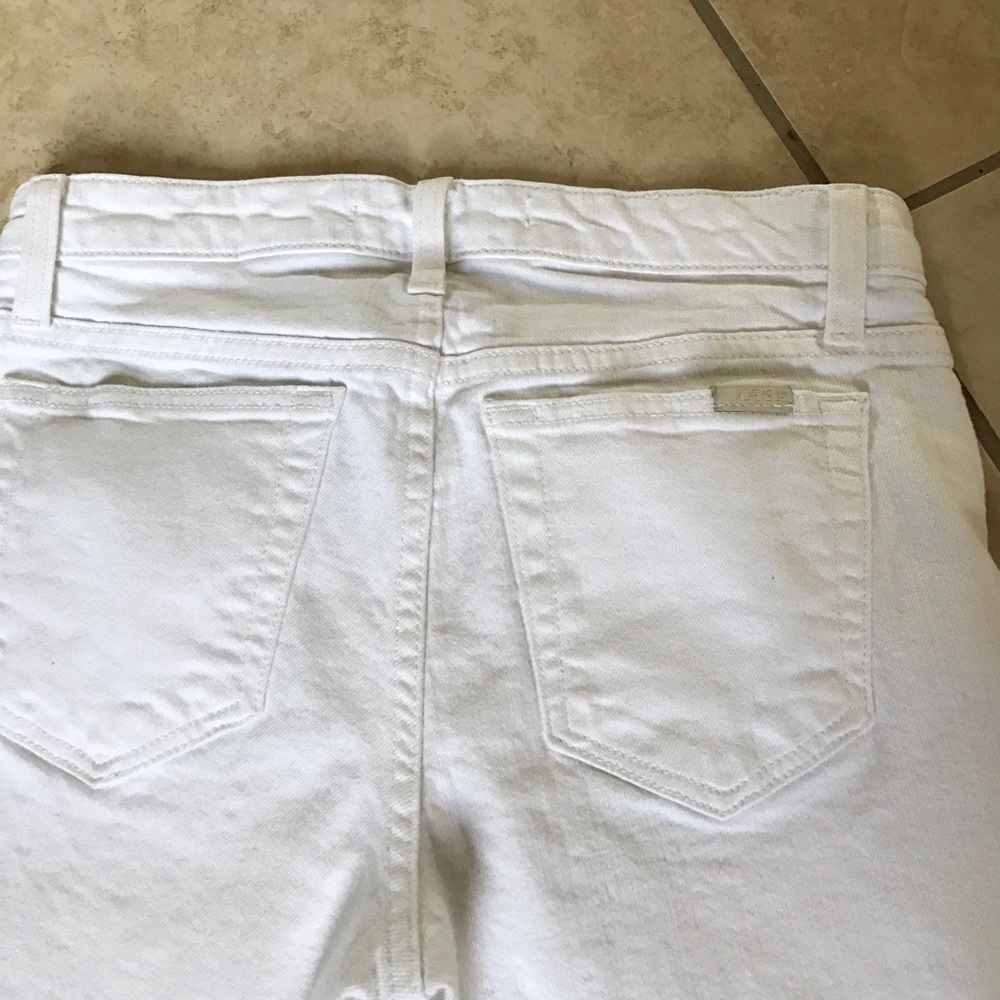 Joe's Jeans white high water in Bonnie cut - Picture 3 of 5
