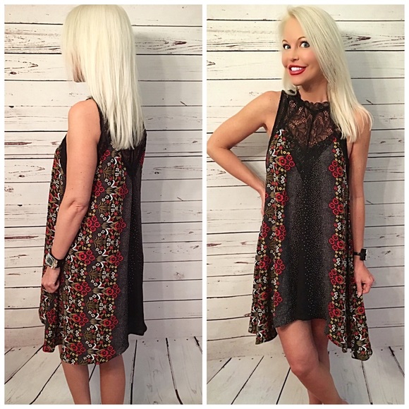 Stunning lace detail shark bite hem slip dress - Picture 2 of 4