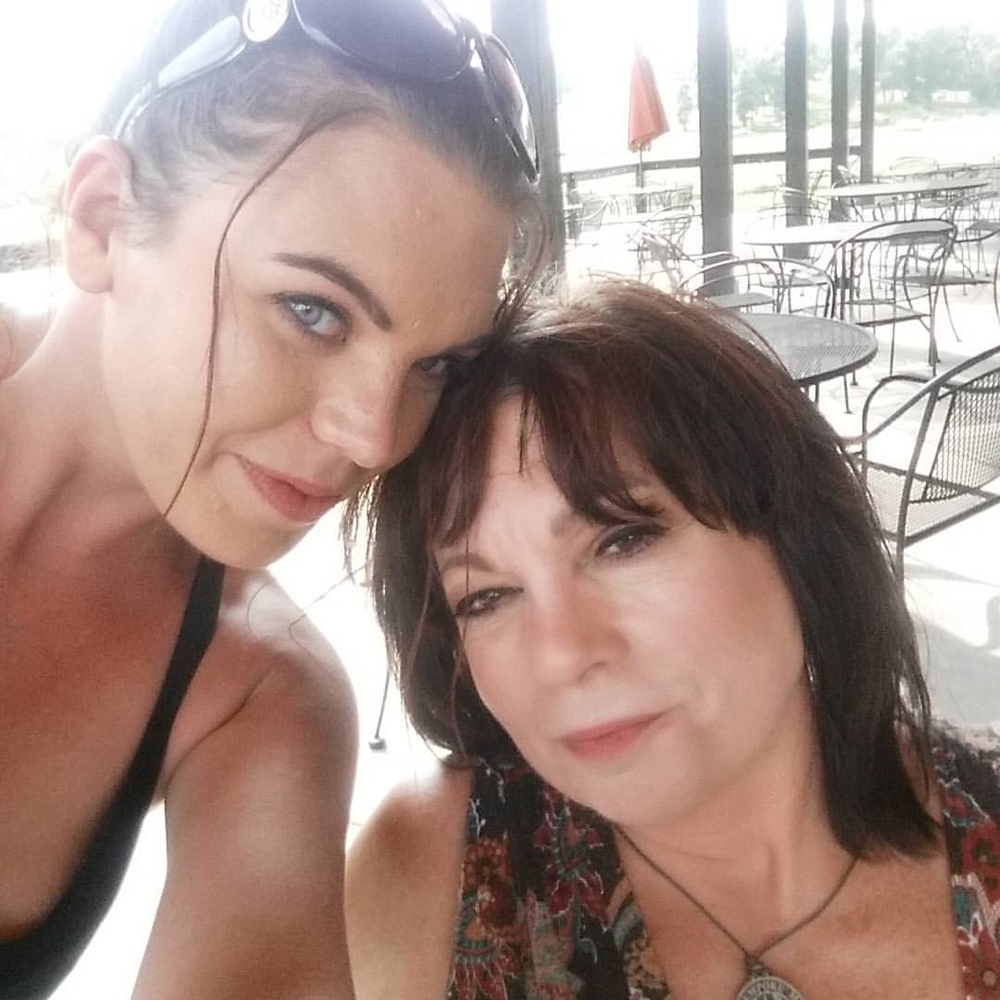 Meet your Posher, Brenda