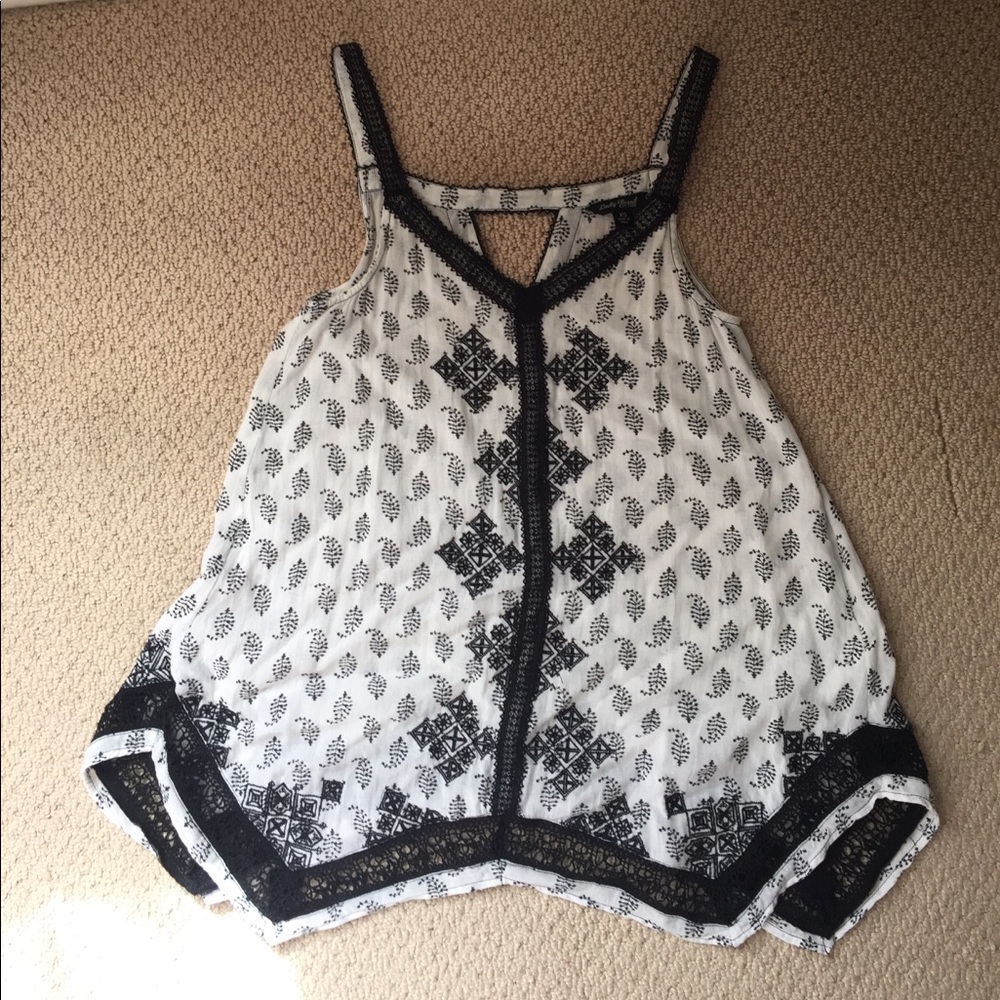 Lucky Brand embroidered tank