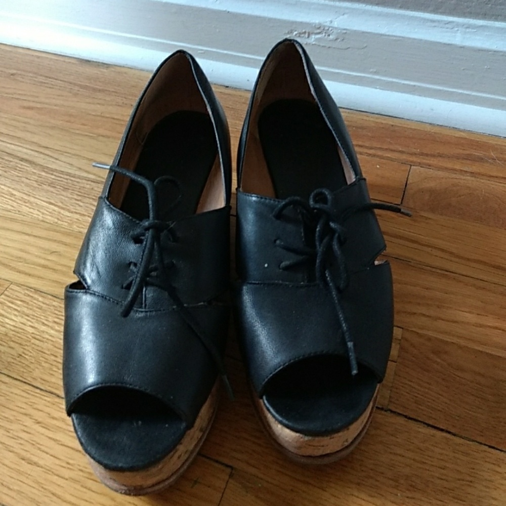 Anthropologie Fiel black wedge Oxford sz 8 EUC