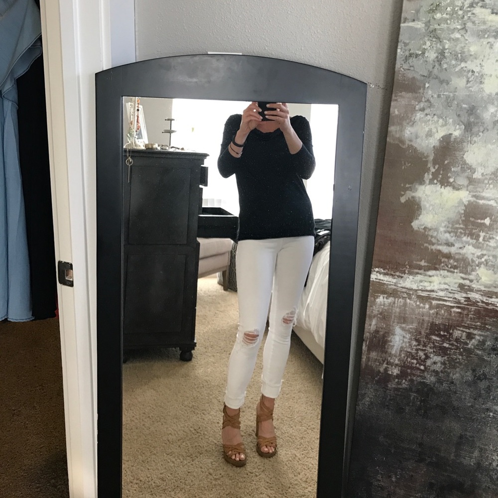 Long sleeve black top