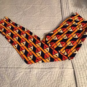 Lularoe Tall and Curvy Leggings