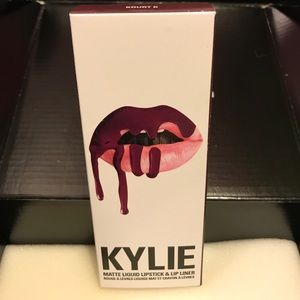 Kylie lip kit - kourt k