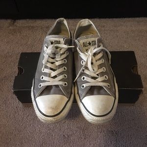 Gray Converse size 7 in women's.
