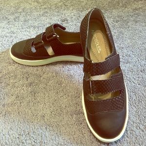 Aerosoles black memory foam shoes